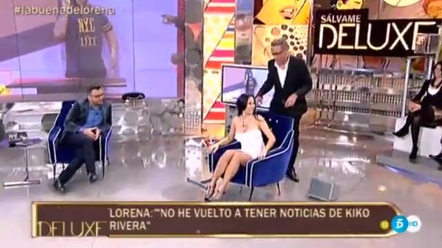 Girl Getting Touched Up On Tv Before He Exposes Her Tits