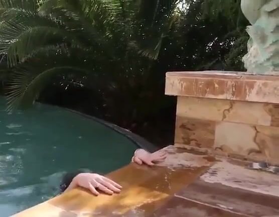 Boob Shake