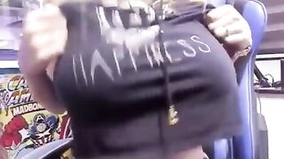 Who likes big naturals?