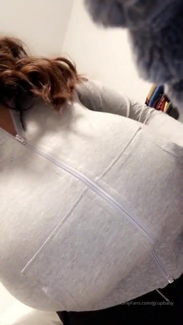Guess her size ????