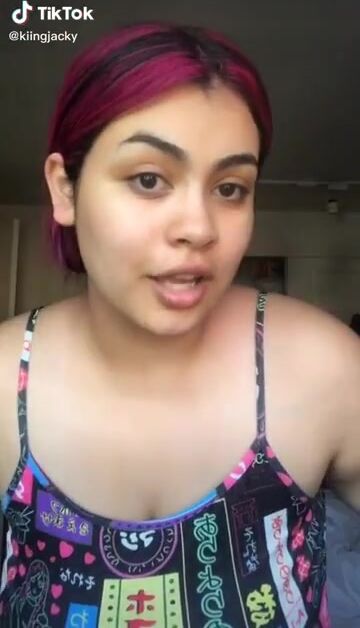 No bra