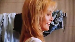 Suzi Simpson -- "Enemy Gold" (1993)