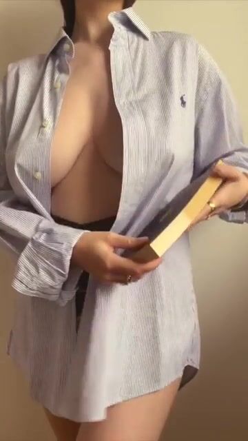 I’m an A student with F cups! ????