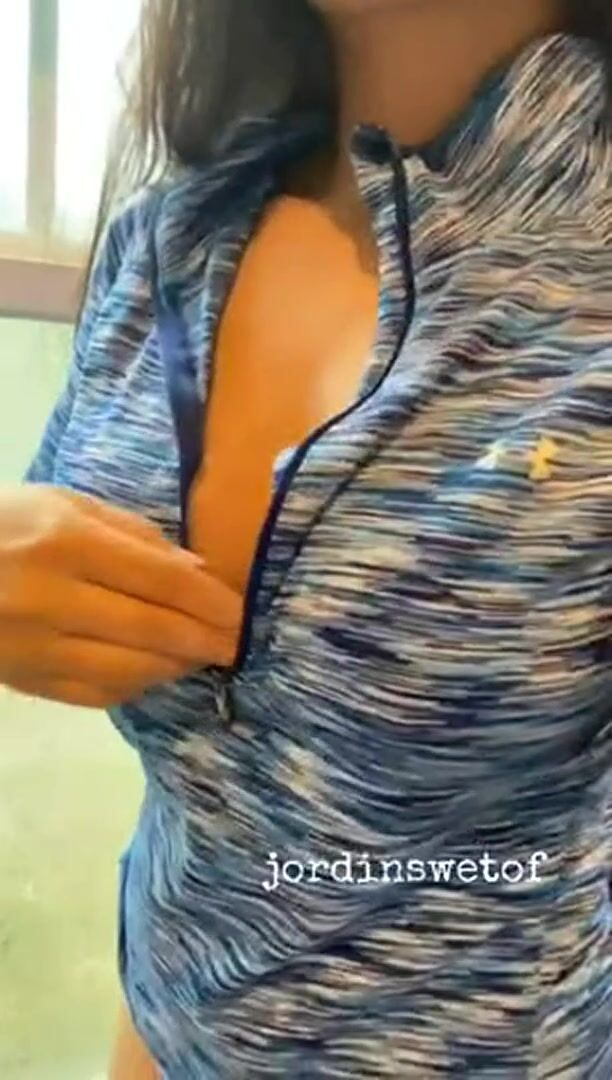 Do i have a sexy voice or are you just here for the boobs?