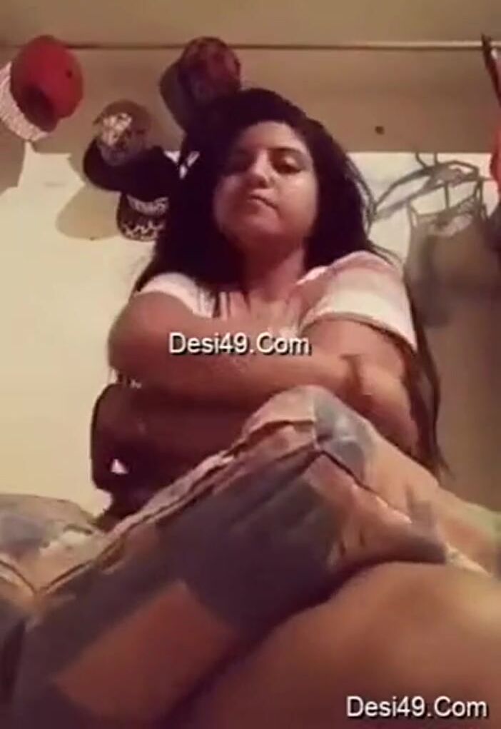 ????Lovely and cute ????girl show her ????nudes Full Video