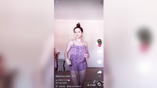 Busty TikTok: Jeeeee....sus @denisarmaria #4