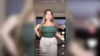 Busty TikTok: It's true what she's saying @katianakayy #3