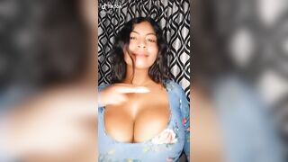 Busty TikTok: @gnlf23 imposible challenge #4