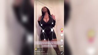 Busty TikTok: She - and those - are spectacular! @mishhhj #2
