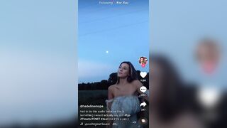 Busty TikTok: She's definitely not wearing a bra @hadelinemope #4