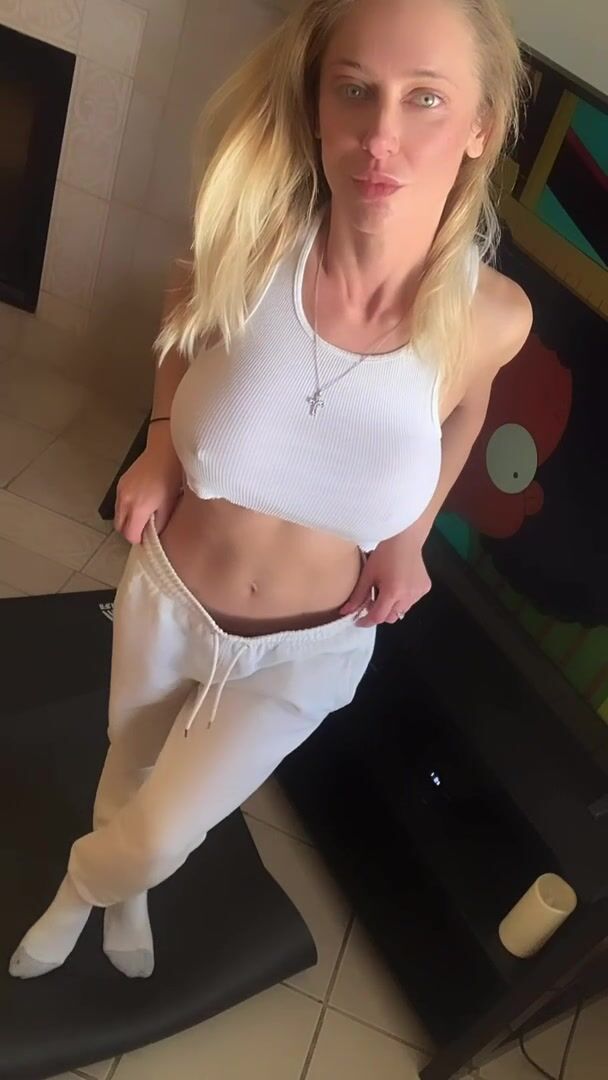 Wanna finger me on the couch while we watch Comedy Central?