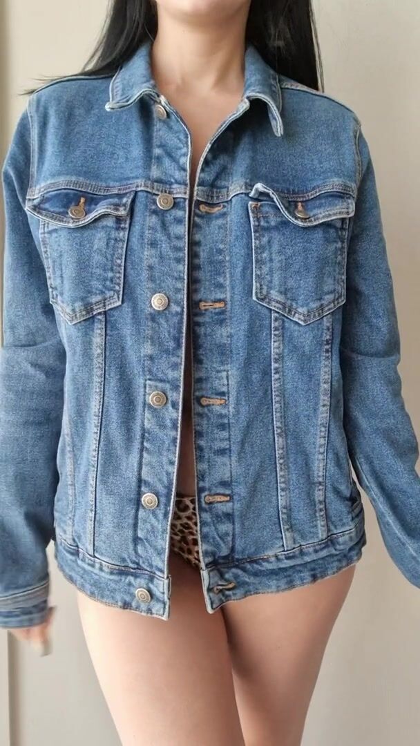 I love surprising guys with my curves