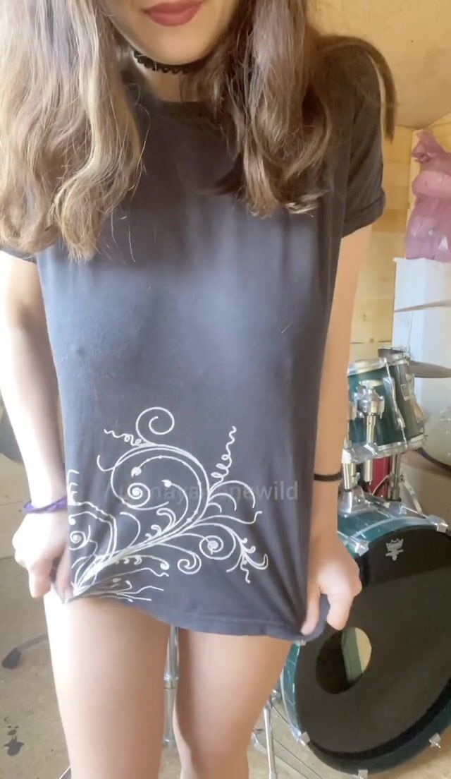 My boobs look cute here