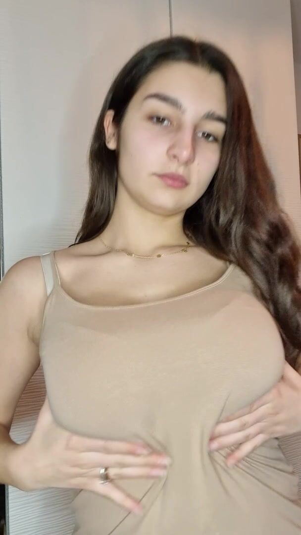 (18) if 5 of you like it I'll celebrate and fuck myself ????????