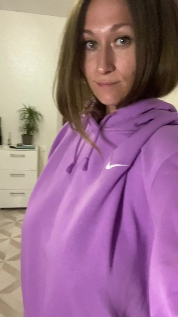Wanna show you my boobs today