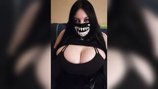 Huge Boobs: tiddy dropping and jiggling for you ♥️♥️ #3