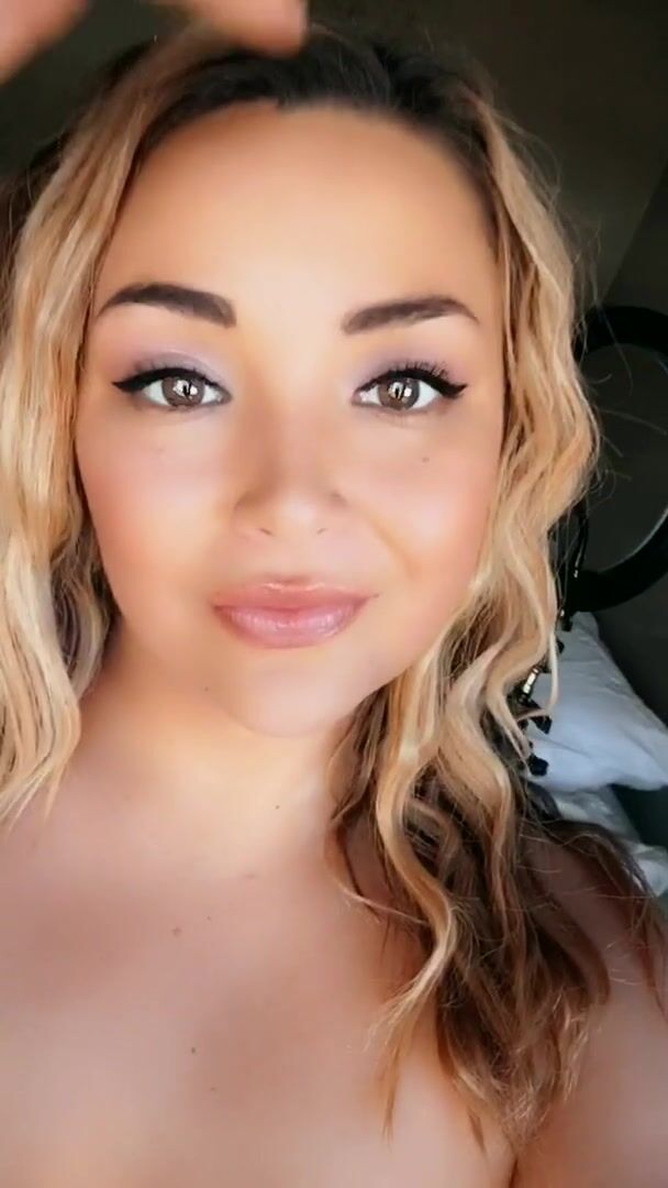 Is anyone else still awake and horny or is it just me? ????