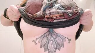 Huge Boobs: I hope this jiggly tittydrop brings your mood up on this monday!♥️♥️ #4