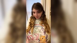 Huge Boobs: baggy shirts hide the most ♥️♥️♥️♥️ #3