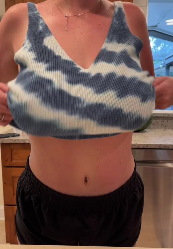 Yes, my titties are as soft as they look!