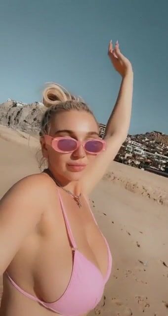 Pulling those tiddies out