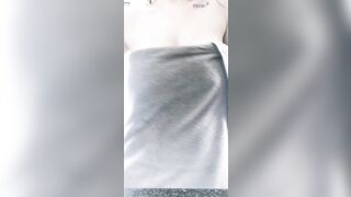 I'm very nervous posting my full mom bod. Please be kind x