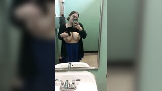 Huge Boobs: Happy holidays & titties! ♥️♥️♥️♥️♥️♥️ #4