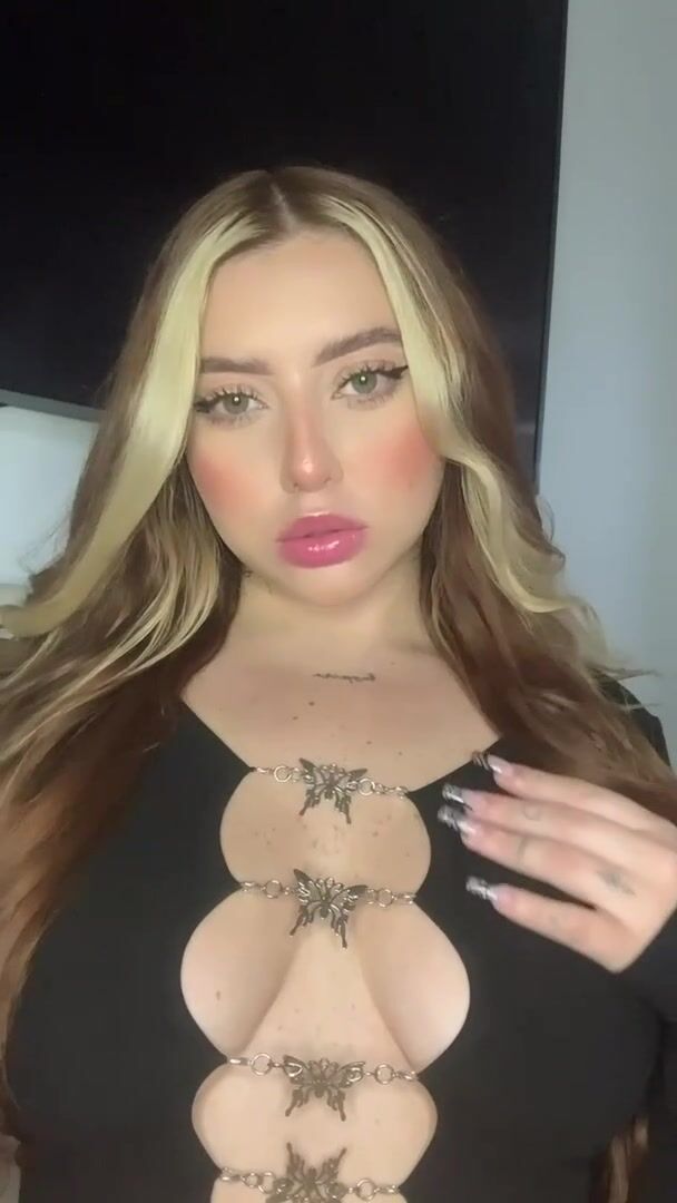 I want to let one lucky Redditor cum on my tits multiple times