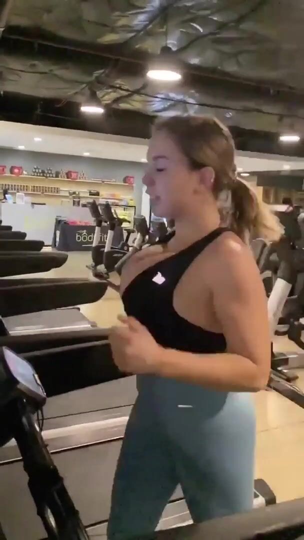 Sporty boobs