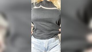 Huge Boobs: My natural titty drop ♥️♥️ #4