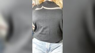 Huge Boobs: My natural titty drop ♥️♥️ #2