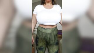 Huge tits VS tiny shirt