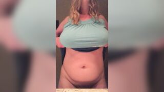 Huge Boobs: Milfy Monday #3