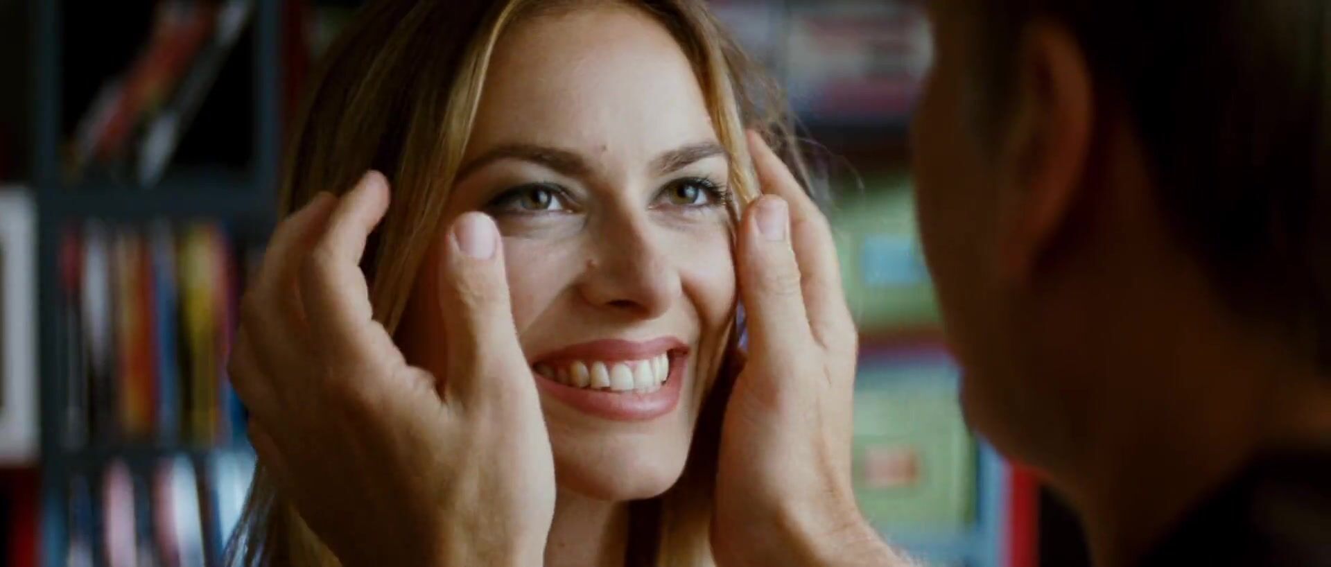 Kira Miró Big Boobs Groped