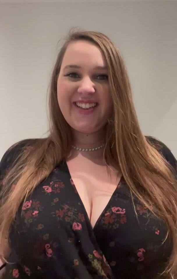 I love showing off my boobs