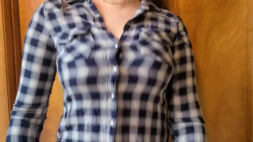 Want to see why this is my favorite first date shirt? (18f)