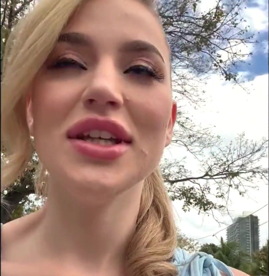 Blake Blossom Flashing In Public