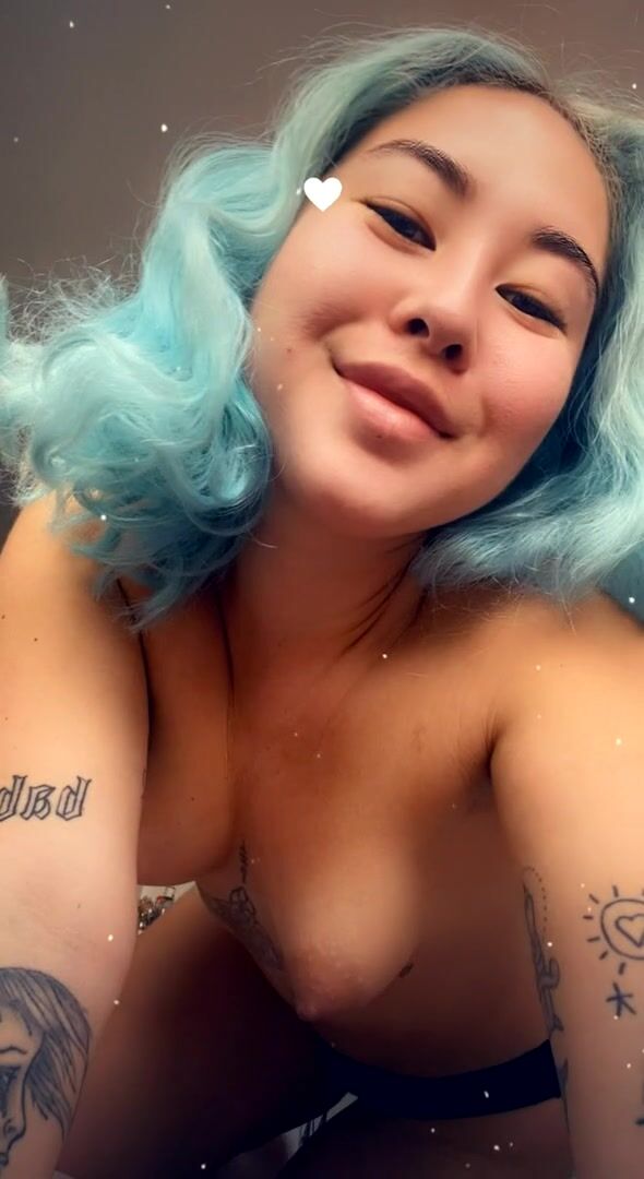 Do you like my new hair? [STBA]