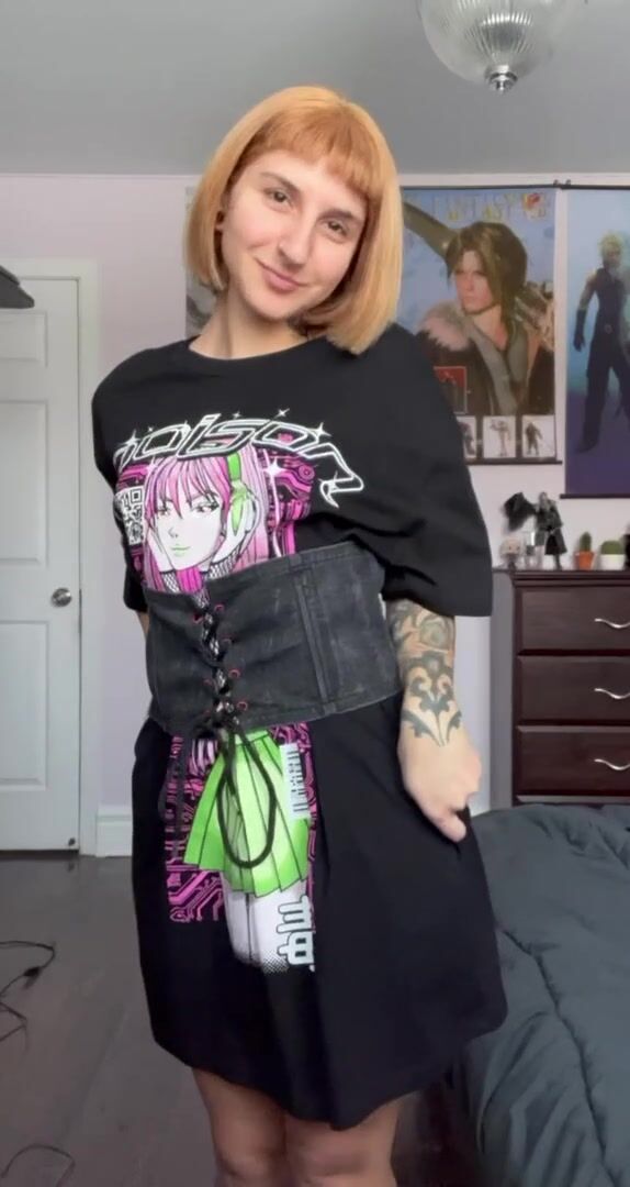 No titties but quite a lot of booty [BA]