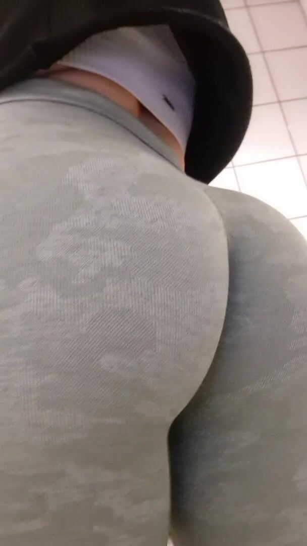 Do you wanna touch it? [Stba]