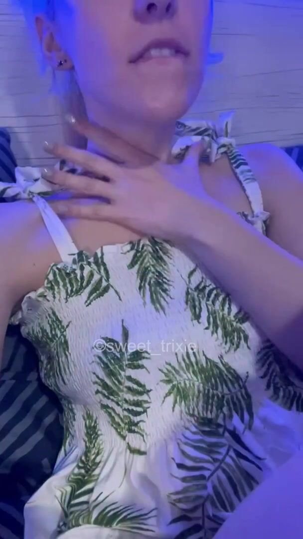 [STBA] I'm not wearing a bra, let me prove it