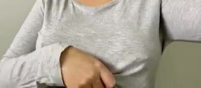 Forgot to wear a bra, again ????