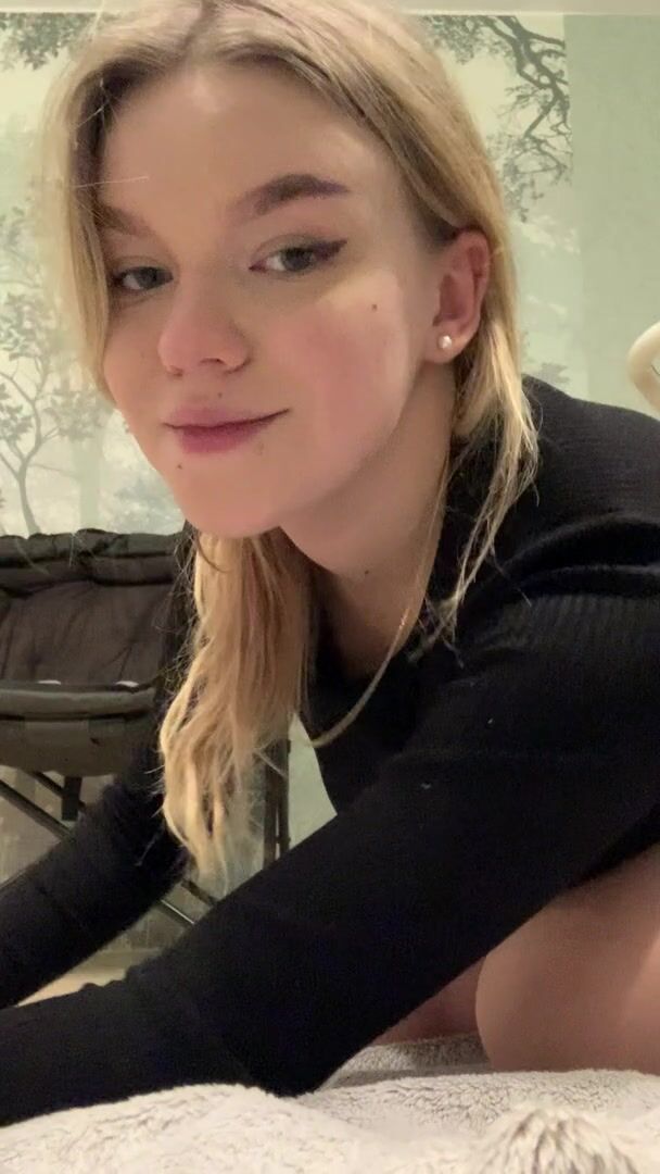 I need you to squeeze my ass