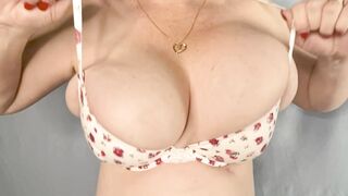 Abnormal Large Breast: 32J tits in a 32C bra #3