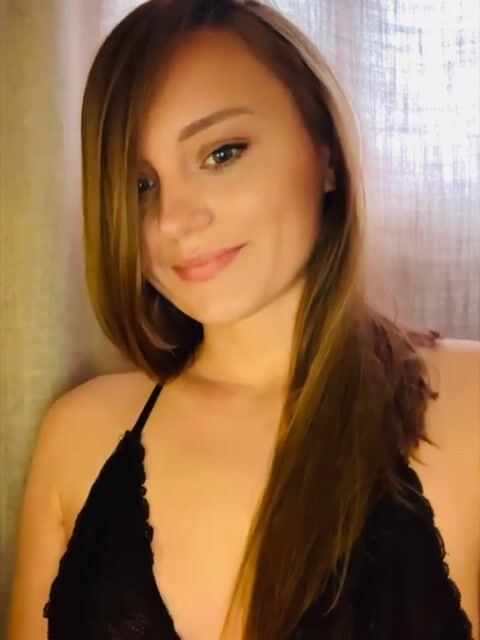 Hello, any petite enthusiasts? ;)
