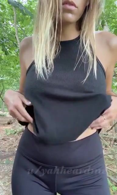 Being au naturel in nature