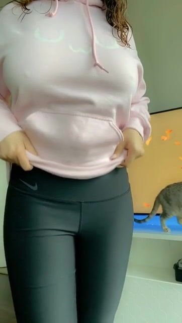 DO U LIKE THOSE CUTE TITS ?
