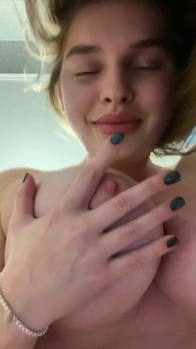 Let me be on top of you❤️