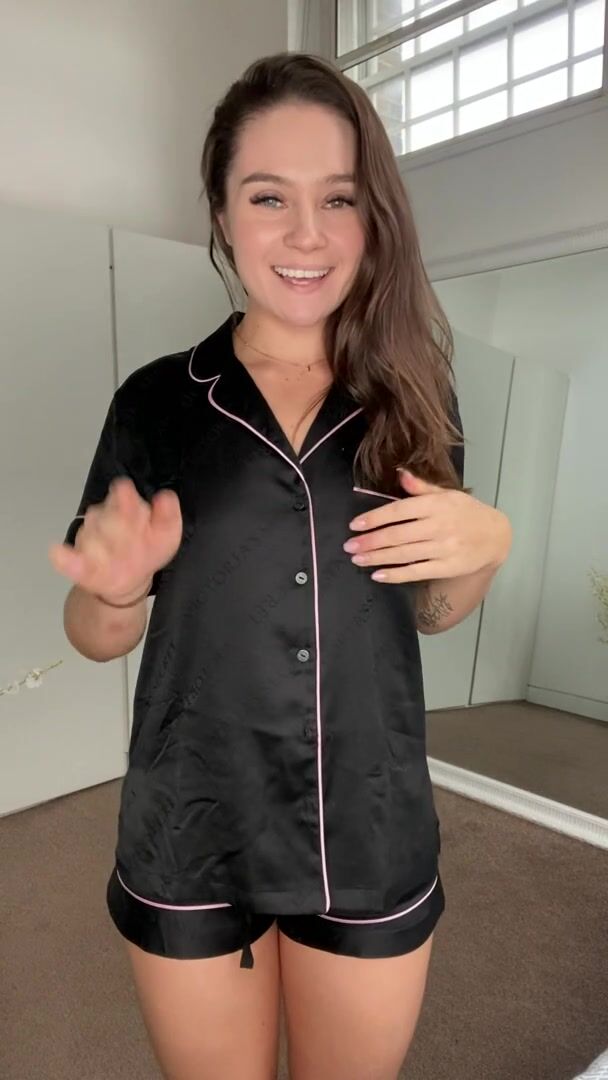 Wanna have a pyjama party?
