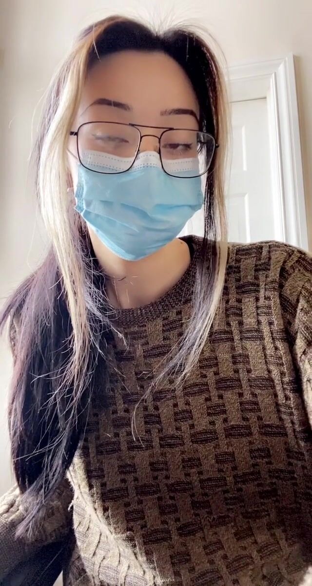 Can’t believe guys get hard off my boobies ????